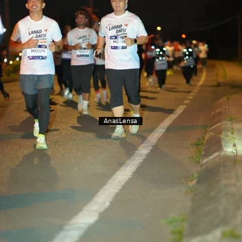 Runner Photo 7632298