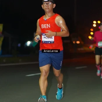 Runner Photo 7632303