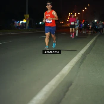 Runner Photo 7632308