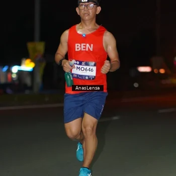 Runner Photo 7632312