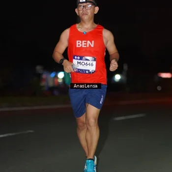 Runner Photo 7632325
