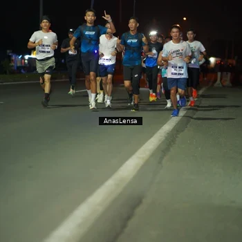 Runner Photo 7632355