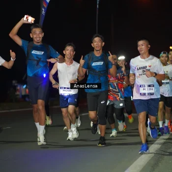 Runner Photo 7632365