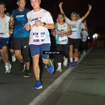 Runner Photo 7632367