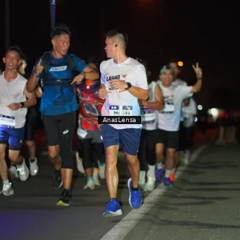 Runner Photo 7632378