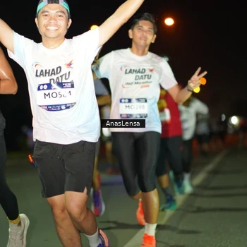 Runner Photo 7632384