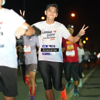 Runner Photo 7632390