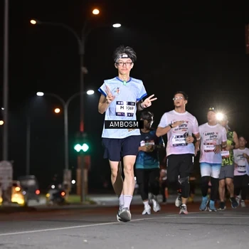 Runner Photo 7632401