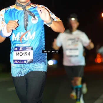 Runner Photo 7632403