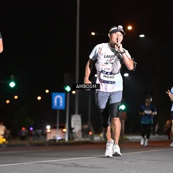 Runner Photo 7632415
