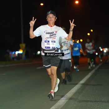 Runner Photo 7632416