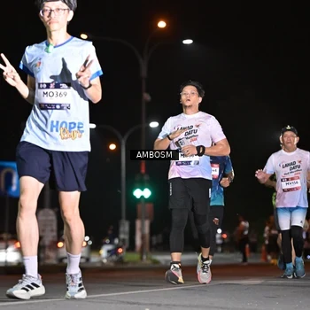 Runner Photo 7632421