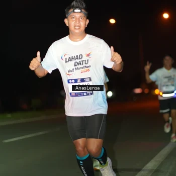 Runner Photo 7632424
