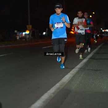 Runner Photo 7632427