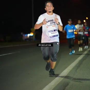 Runner Photo 7632430
