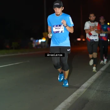 Runner Photo 7632432