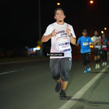 Runner Photo 7632433