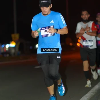 Runner Photo 7632437