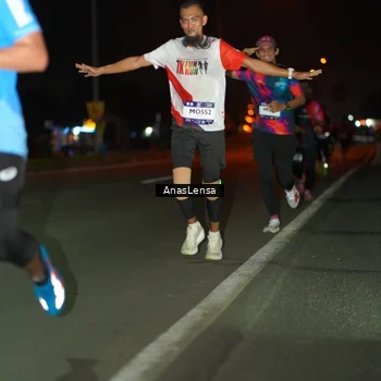 Runner Photo 7632440