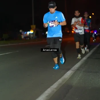 Runner Photo 7632441