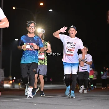 Runner Photo 7632446