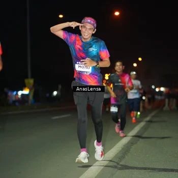 Runner Photo 7632450