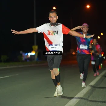 Runner Photo 7632451