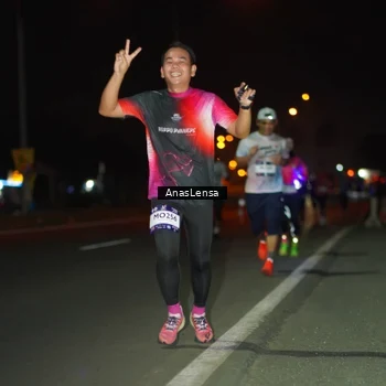 Runner Photo 7632458
