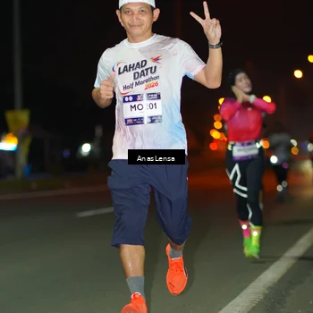 Runner Photo 7632463