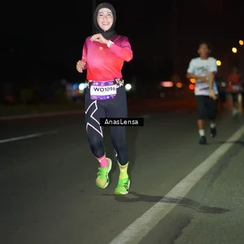 Runner Photo 7632474