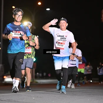 Runner Photo 7632485