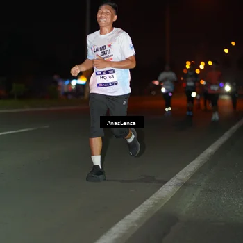 Runner Photo 7632489