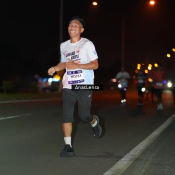 Runner Photo 7632491