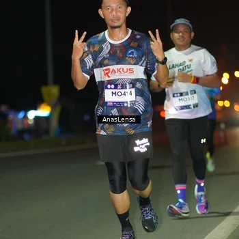 Runner Photo 7632501