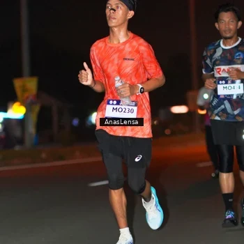Runner Photo 7632502