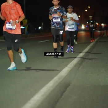 Runner Photo 7632507