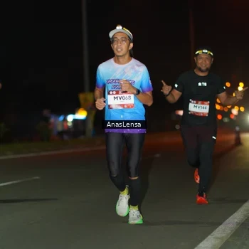 Runner Photo 7632518