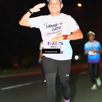 Runner Photo 7632525