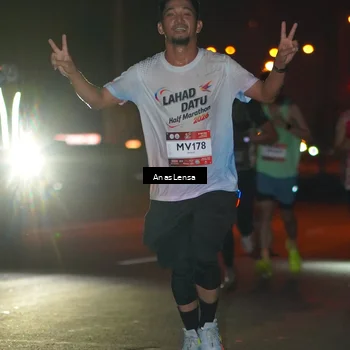 Runner Photo 7632545