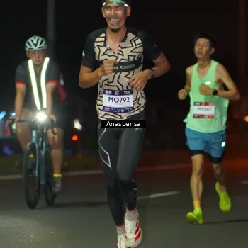 Runner Photo 7632556