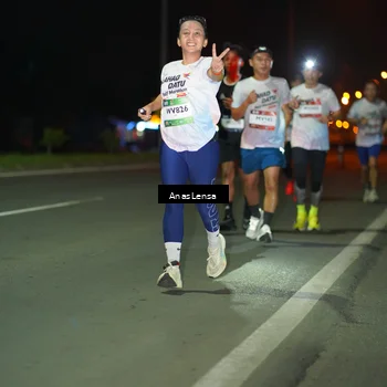 Runner Photo 7632593