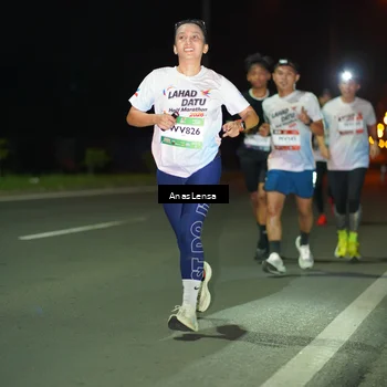 Runner Photo 7632596