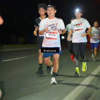 Runner Photo 7632603