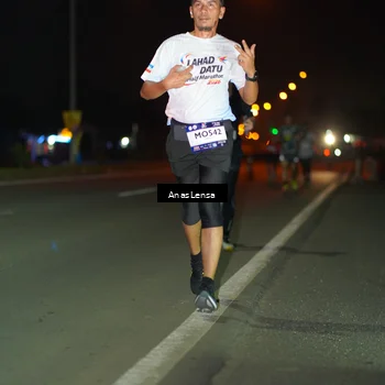 Runner Photo 7632624