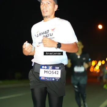 Runner Photo 7632629