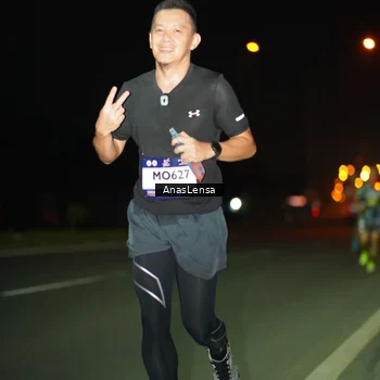 Runner Photo 7632637