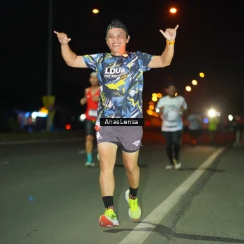 Runner Photo 7632643