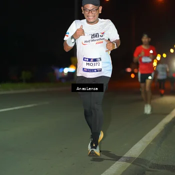 Runner Photo 7632660