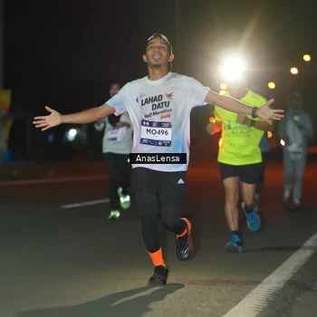 Runner Photo 7632678