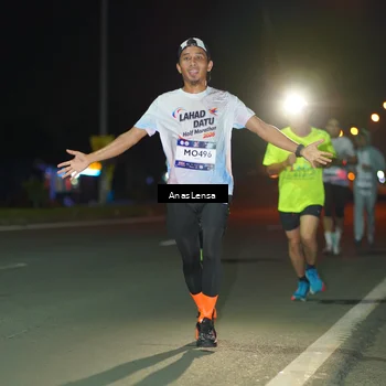 Runner Photo 7632681